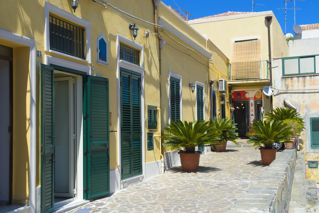 Sabrina Suite Milazzo Rum bild